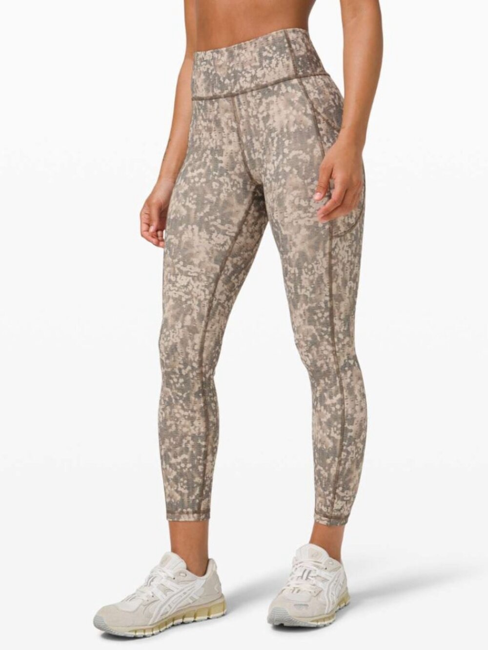 Lululemon Invigorate High-Rise leggings Gritstone White Opal Multi print size 4